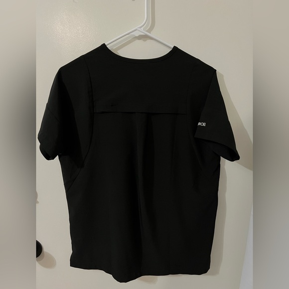 Carhartt Force Cross-Flex Women's Oversized V-Neck Scrub Top - XS - Picture 3 of 6